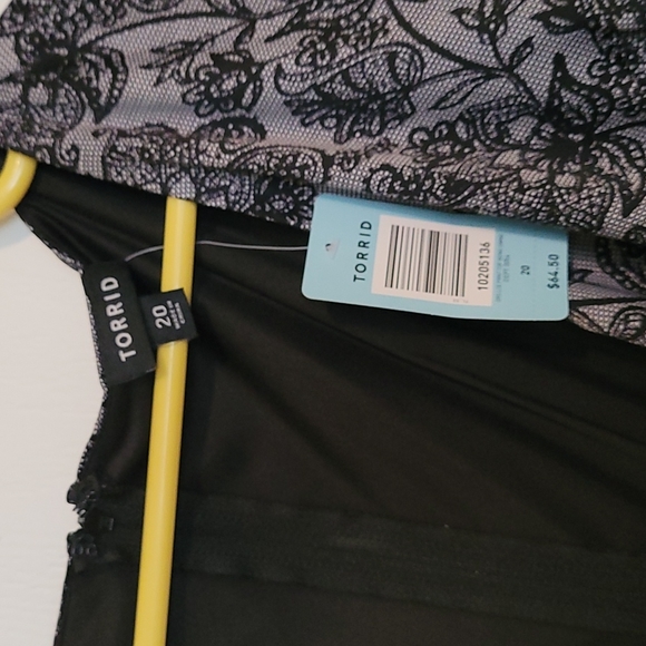 Black and Grey Dress - Picture 3 of 4